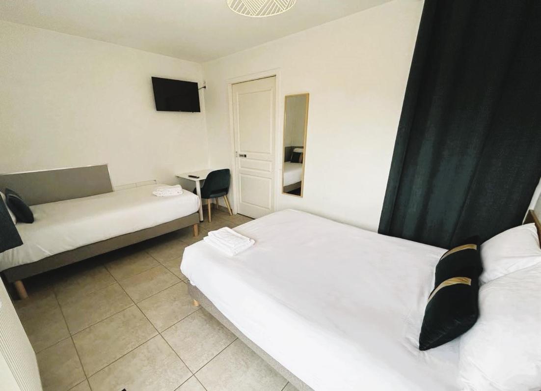 Villa Hotel Gien Buitenkant foto